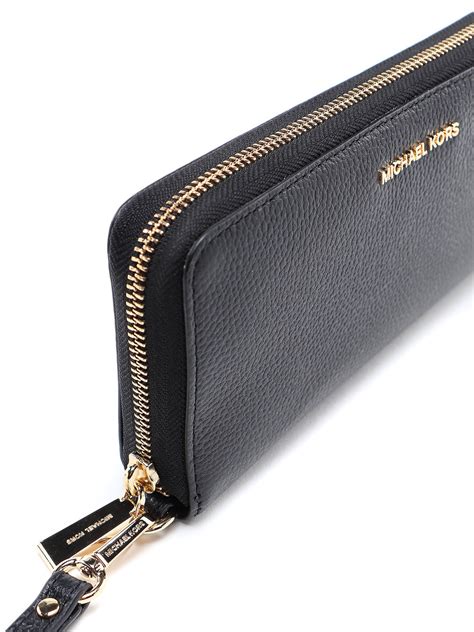 michael kors jet set travel continental wallet vanilla|jet set zip around wallet.